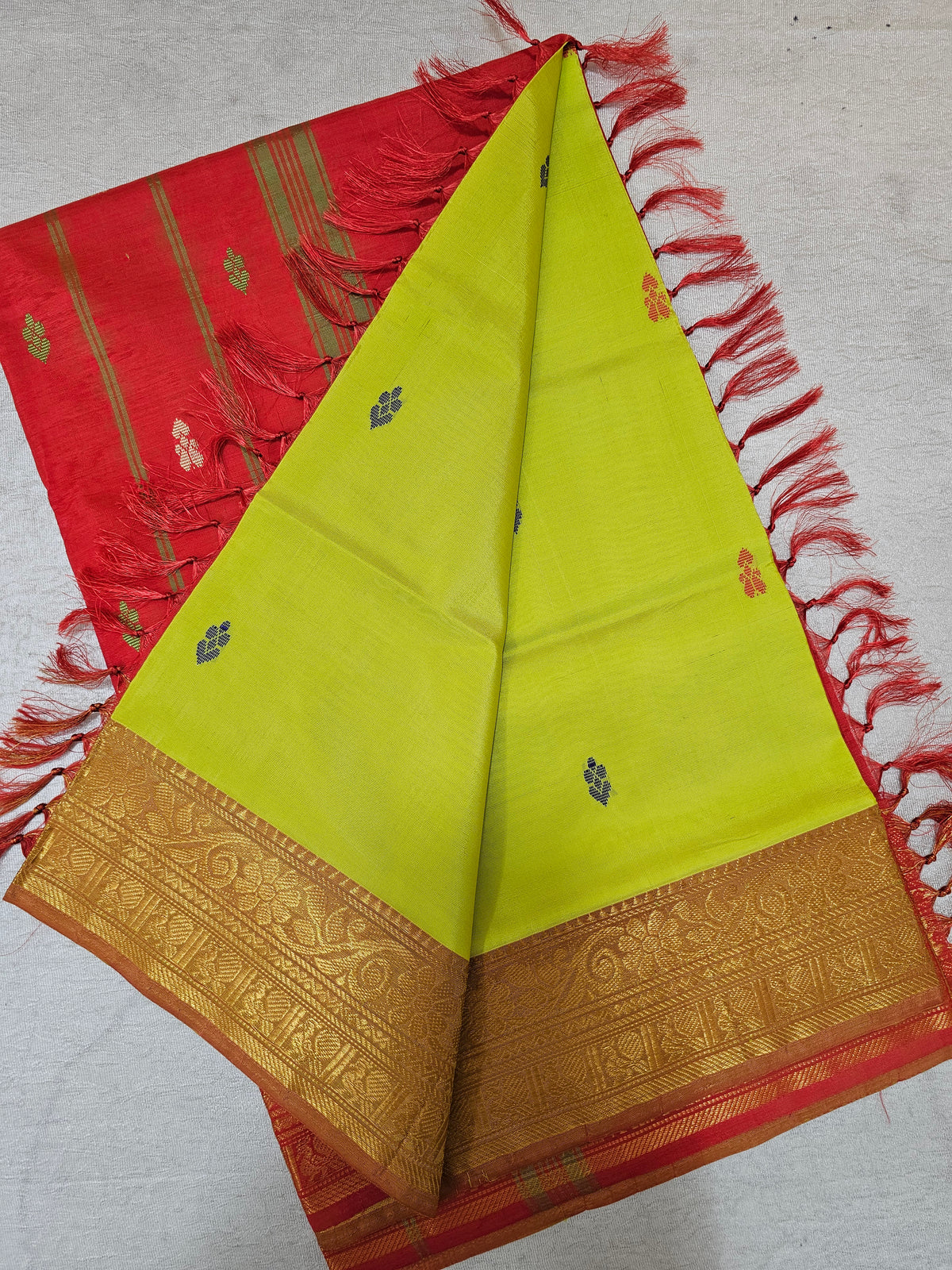 Chinnalampattu Border - Lime Green with  Red