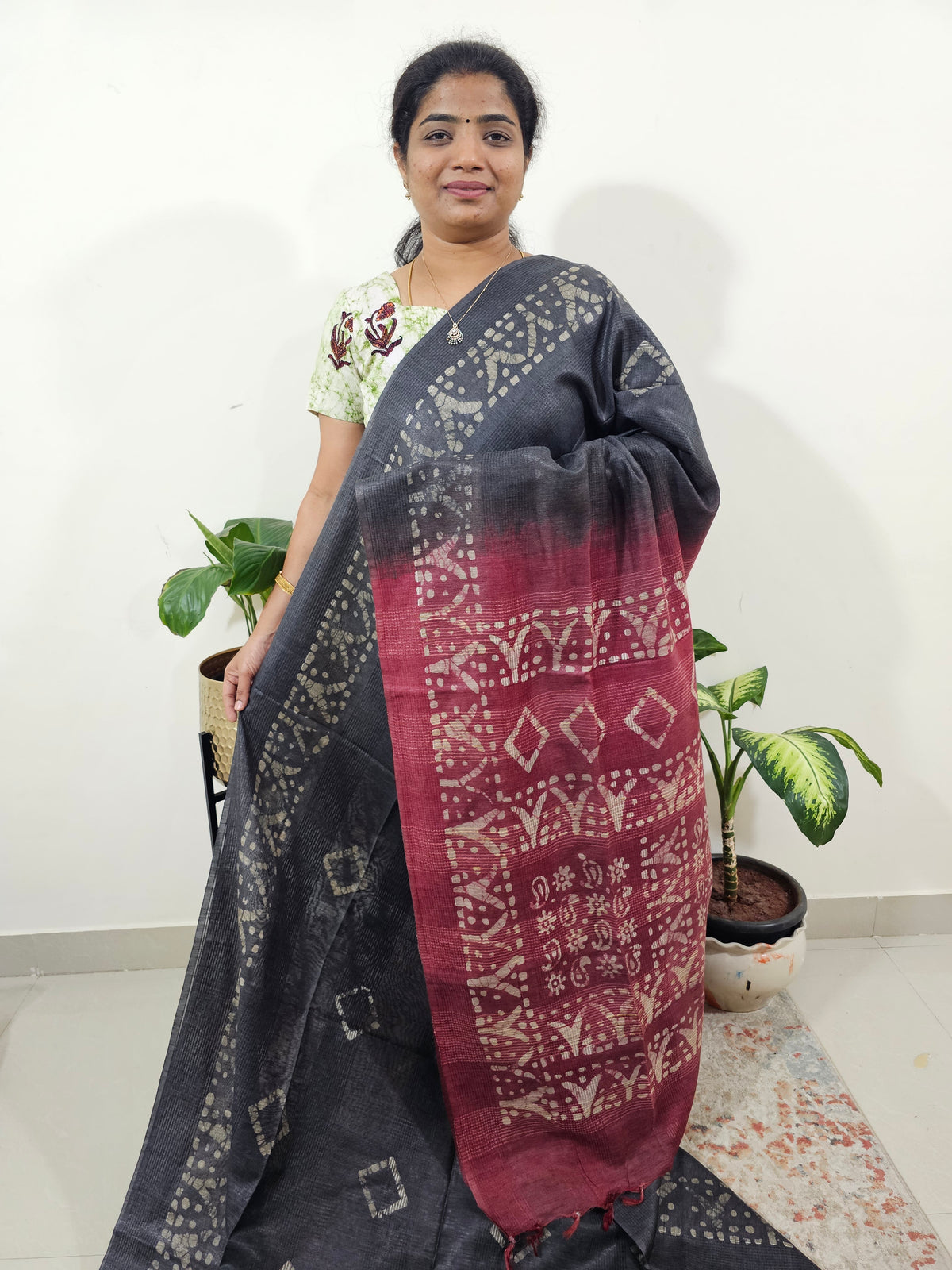 Bhagalpuri Batik Print - Grey with Maroon