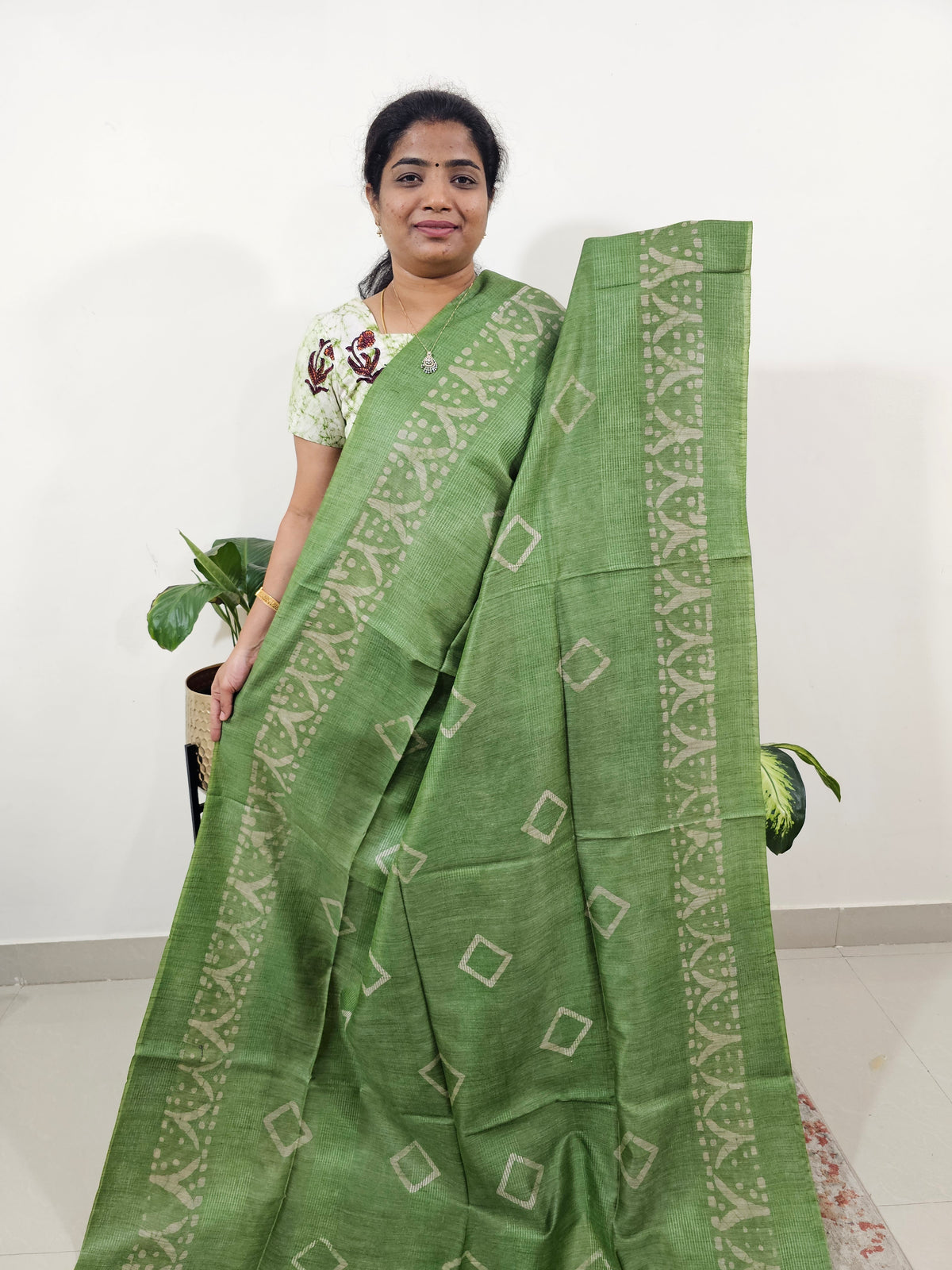 Bhagalpuri Batik Print - Green with Grey