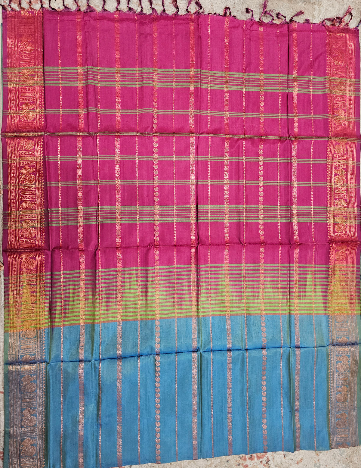 Dual Shade Peacock Green & Blue with Pink Chinnalampattu Velthari Design Border Saree