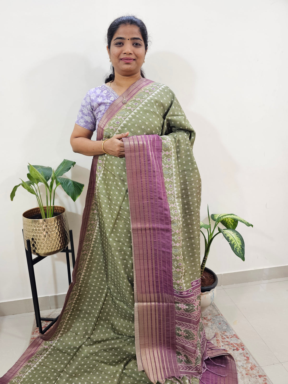 Semi Tussar with Digital Printed Saree - Green with Magenta Pink