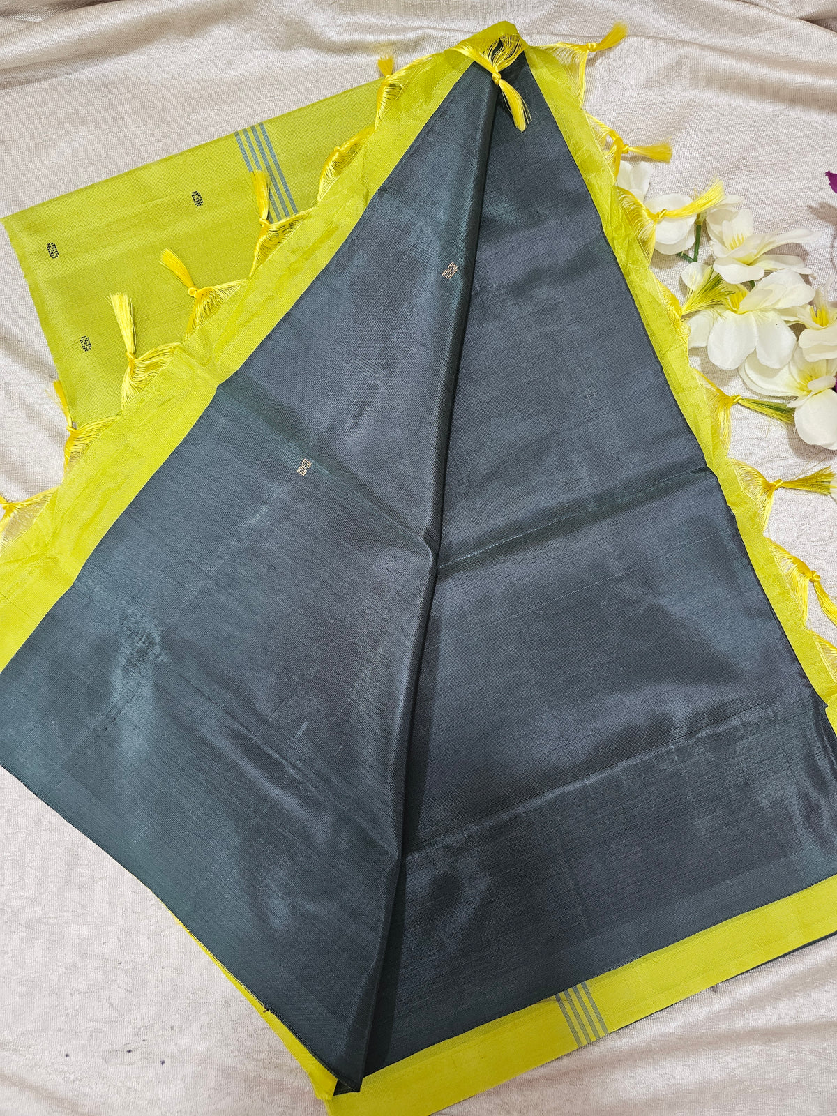 Chinnalampattu Saree - Dark Green with Lime Yellow