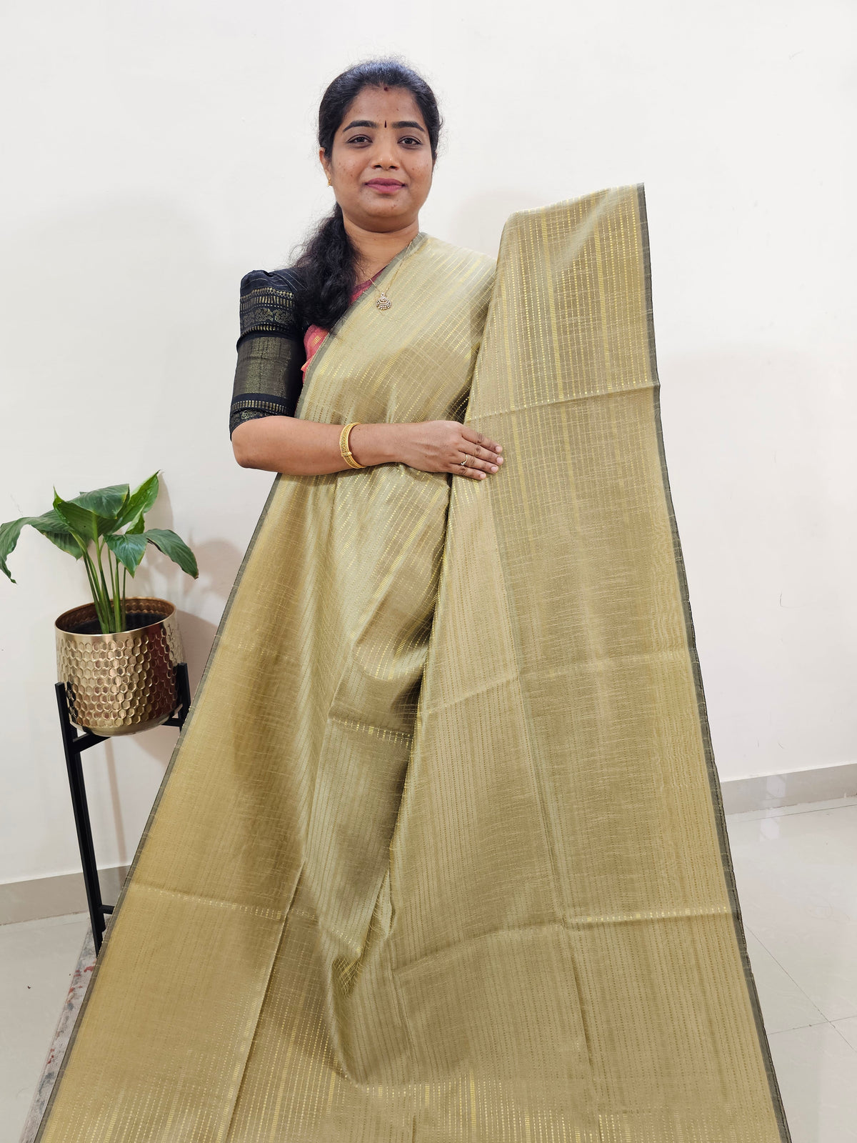 Semi Raw Silk Saree - Beige with Pink
