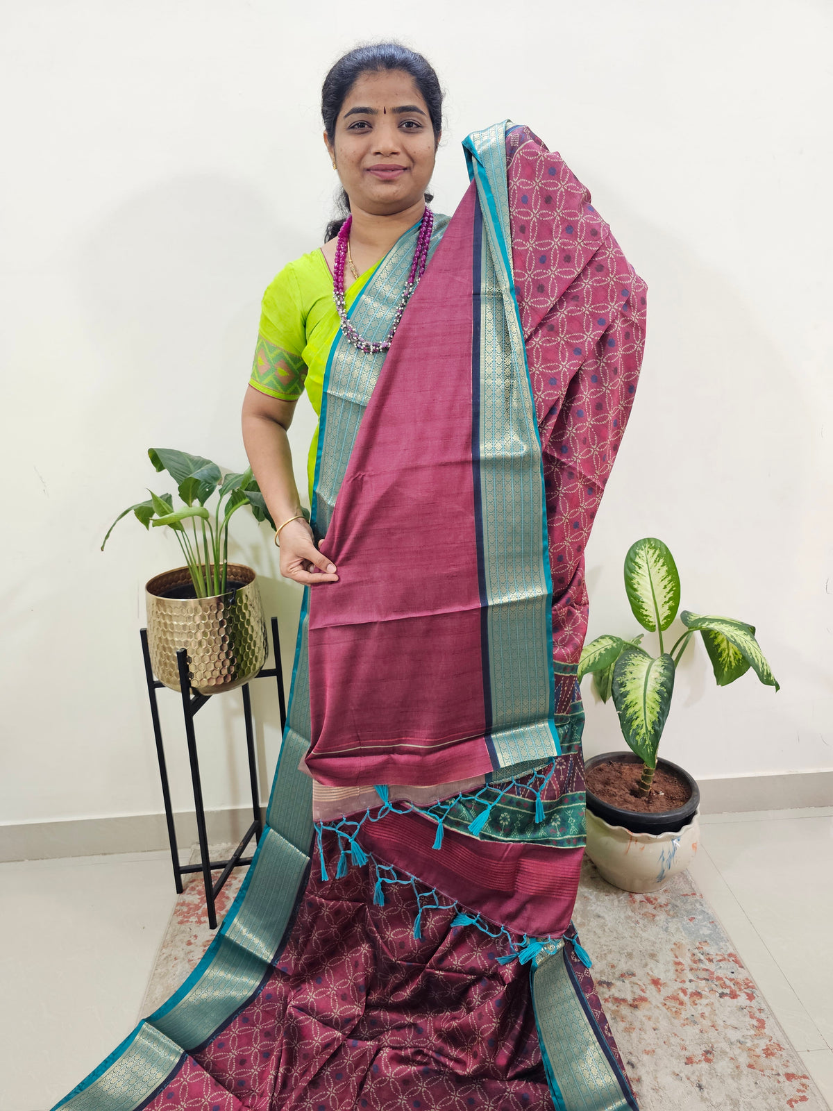 Semi Gadwal Silk Sarees with Digital Prints- Magenta with Sea Green