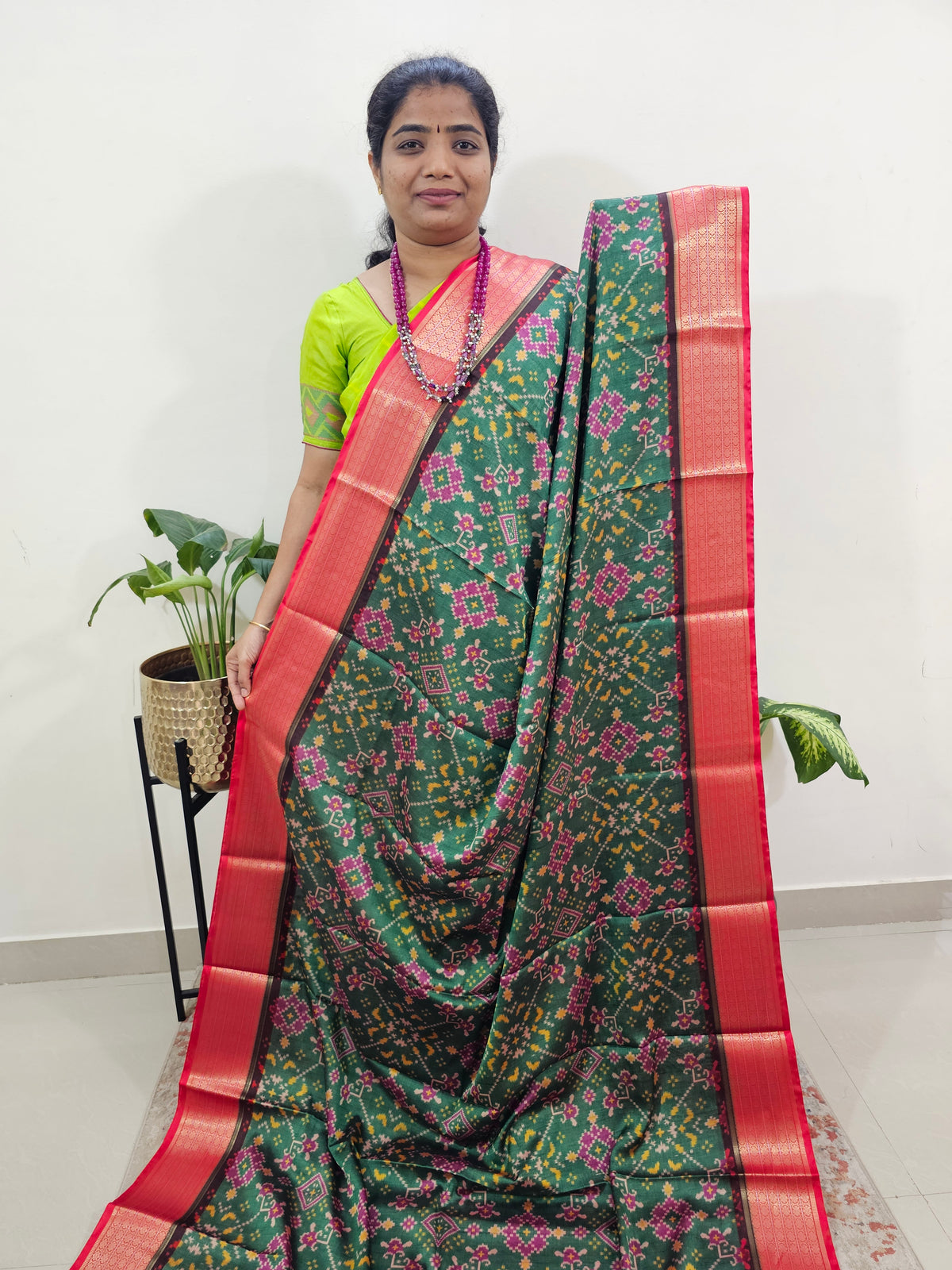 Semi Gadwal Silk Sarees with Digital Prints-Green with Red