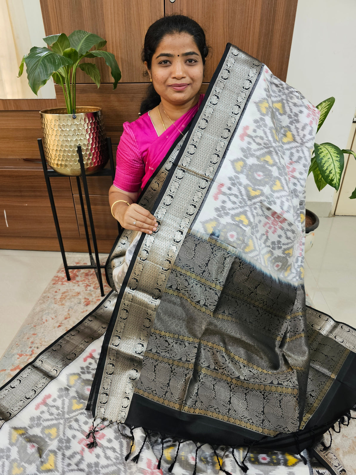 Fusion Pochampally with Kanchi Border Pure Handloom Soft Silk Saree - White with Black