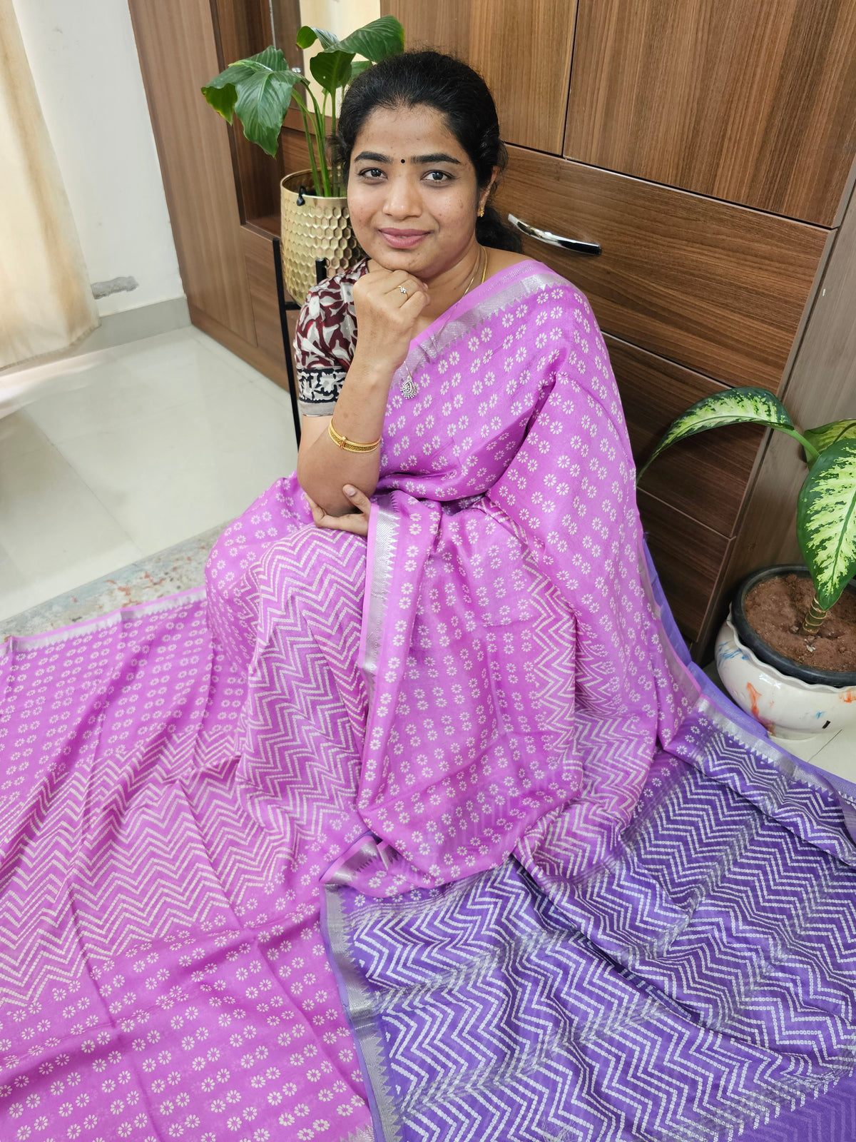 Handwoven Mangalagiri Pattu Saree with Bandhini Digital Prints  - Lavender with Violet