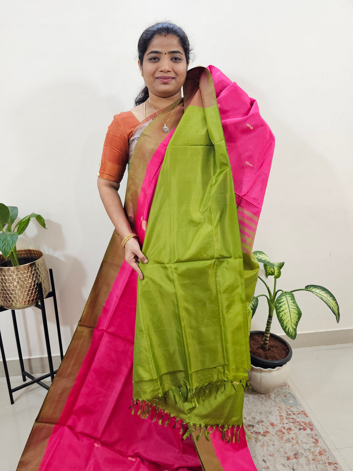 Chinnalampattu Saree with Blouse - Pink with Green