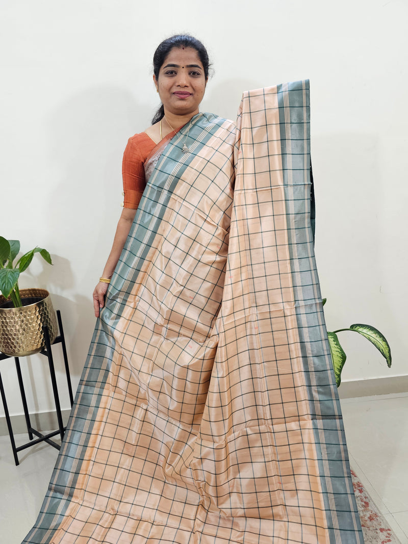 Chinnalampattu Saree with Blouse - Cream with Bottle Green