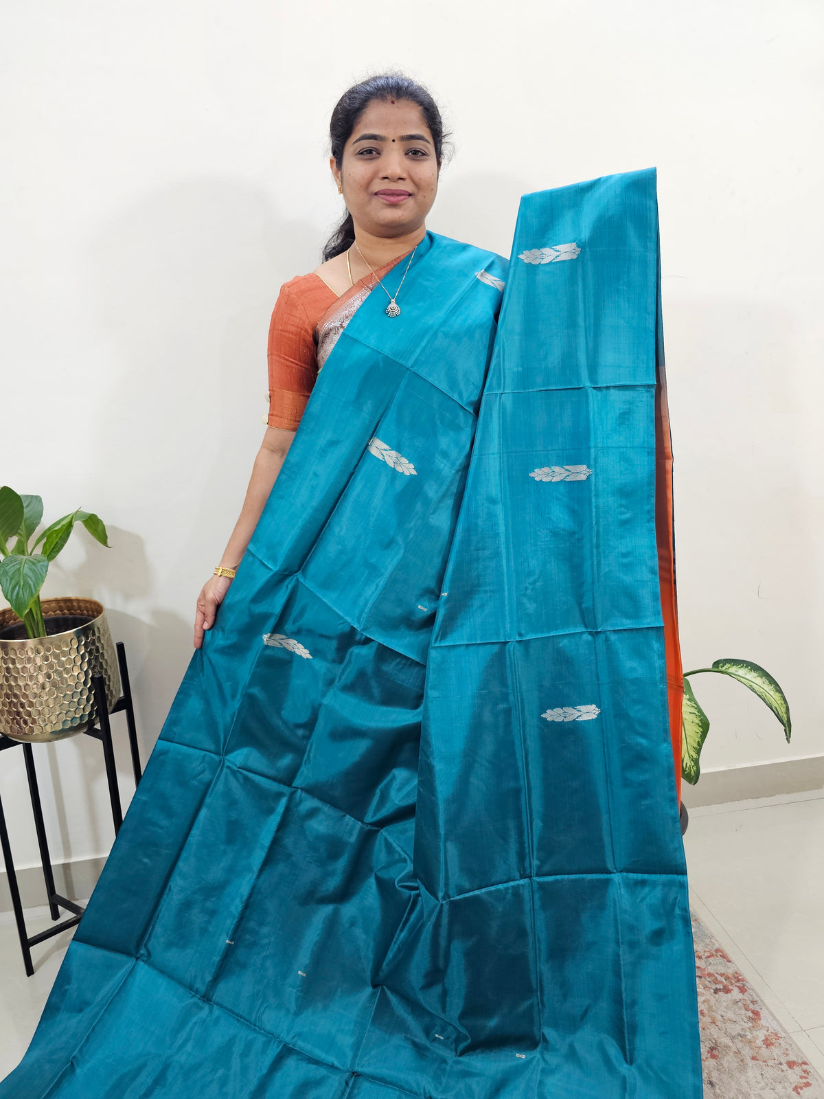 Chinnalampattu Saree with Blouse - Peacock Green with Peach