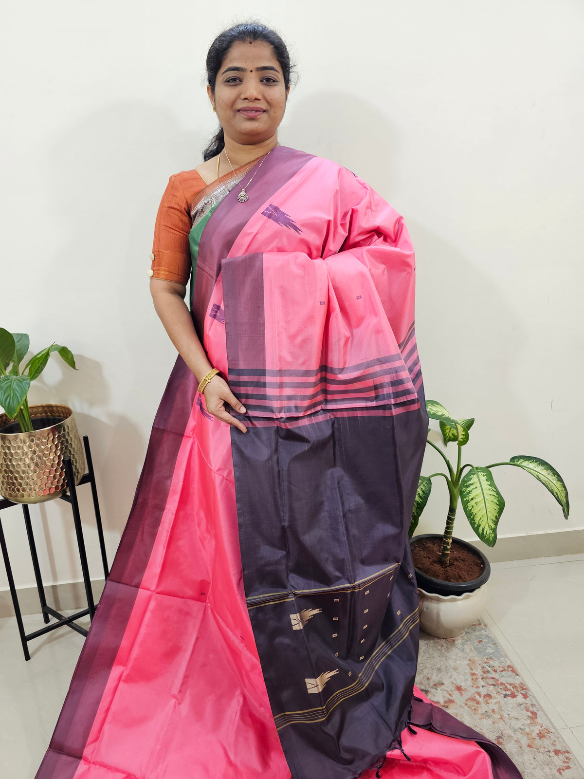 Chinnalampattu Saree with Blouse - Peach with Dark Brown