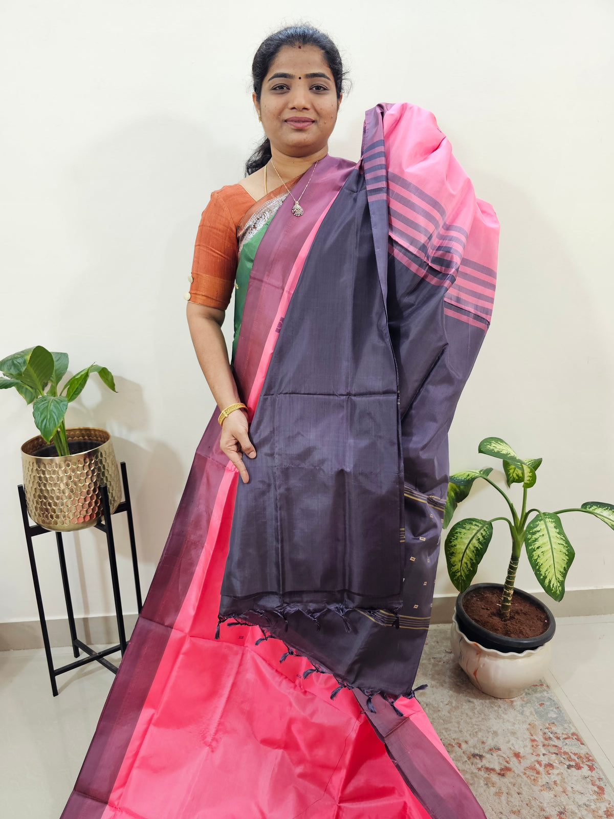 Chinnalampattu Saree with Blouse - Peach with Dark Brown