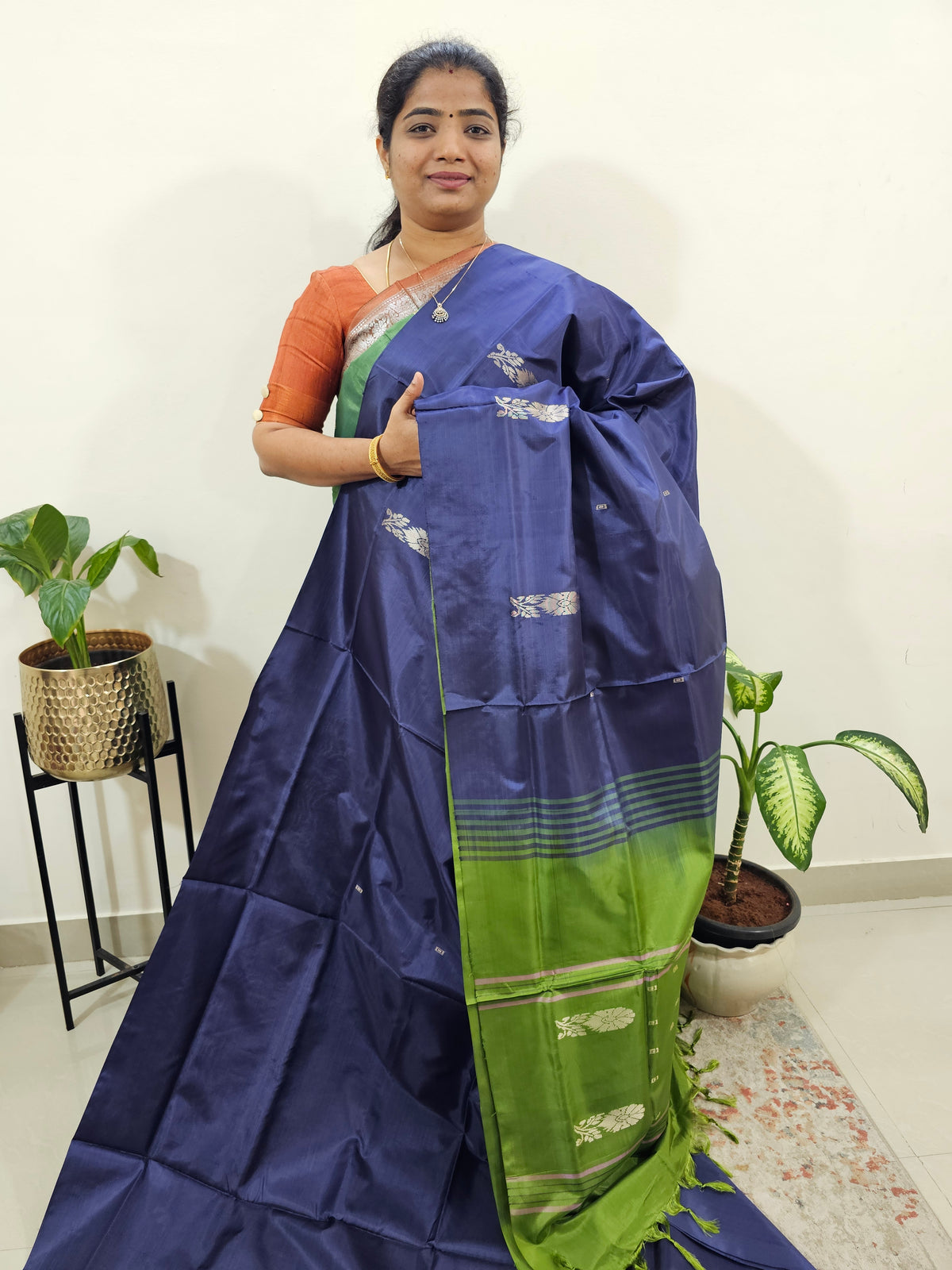 Chinnalampattu Saree with Blouse - Dark Blue with Green