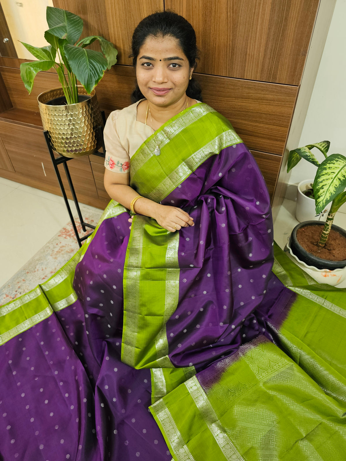 Classical Kanjivaram Pattern Pure Handloom Soft Silk Saree - Purple with Green
