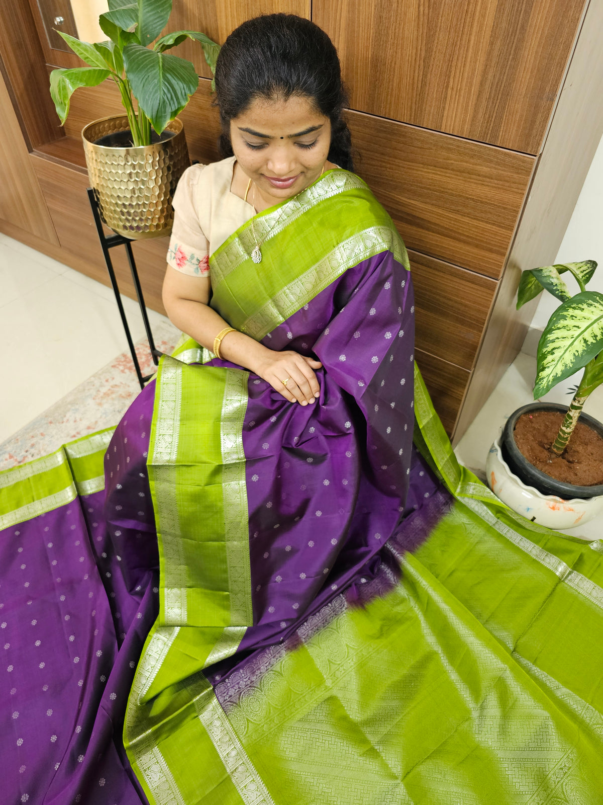 Classical Kanjivaram Pattern Pure Handloom Soft Silk Saree - Purple with Green