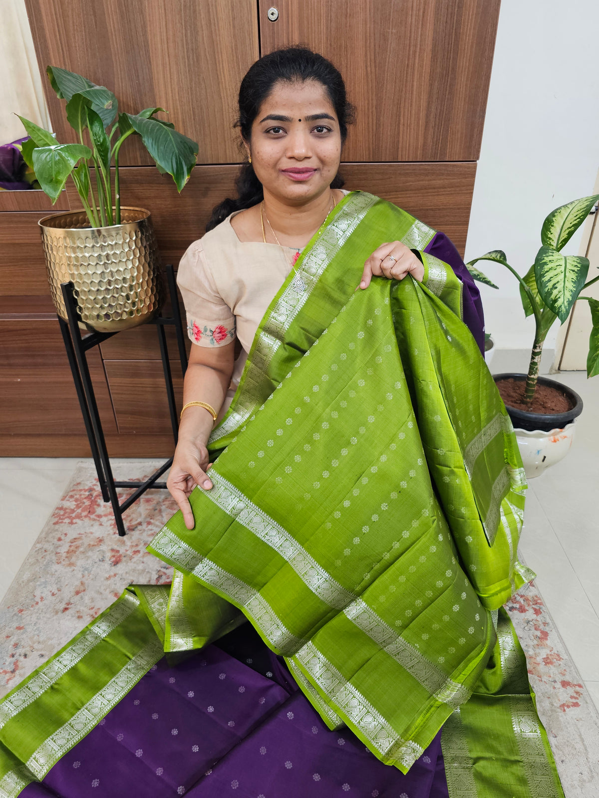 Classical Kanjivaram Pattern Pure Handloom Soft Silk Saree - Purple with Green