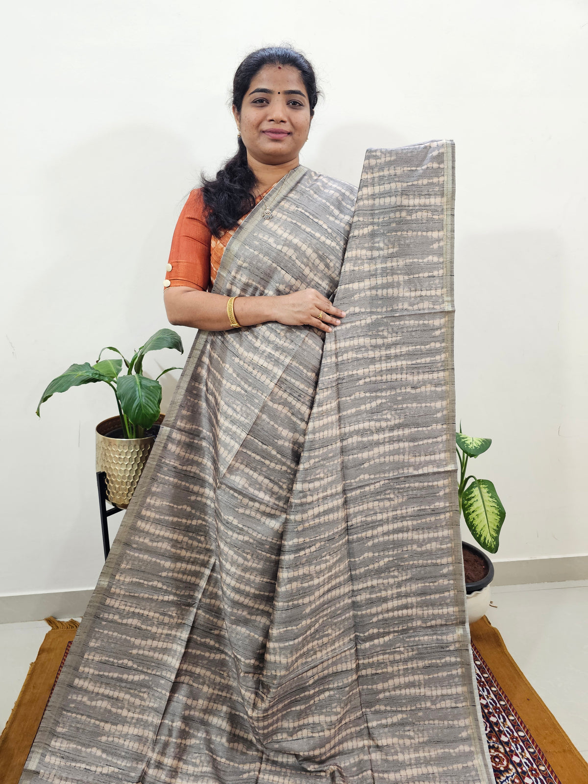 Semi Matka Tussar with Kalamkari - Grey
