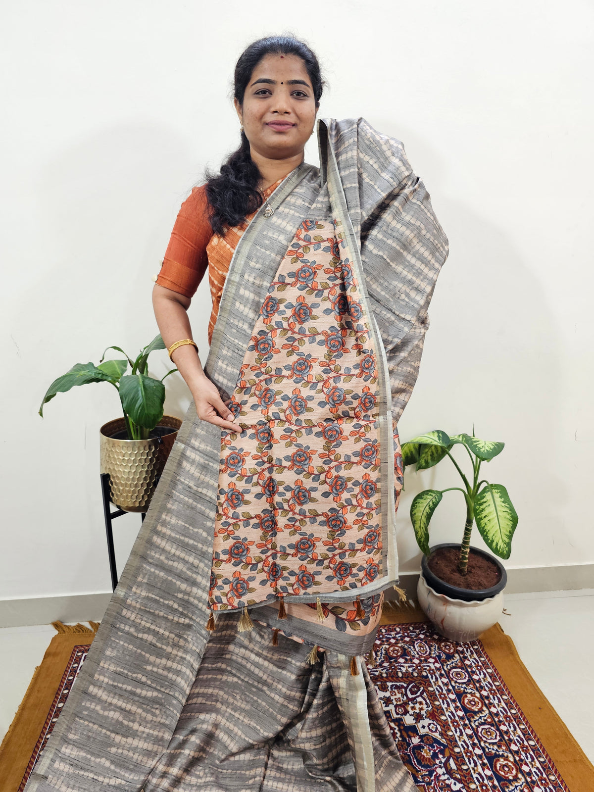 Semi Matka Tussar with Kalamkari - Grey