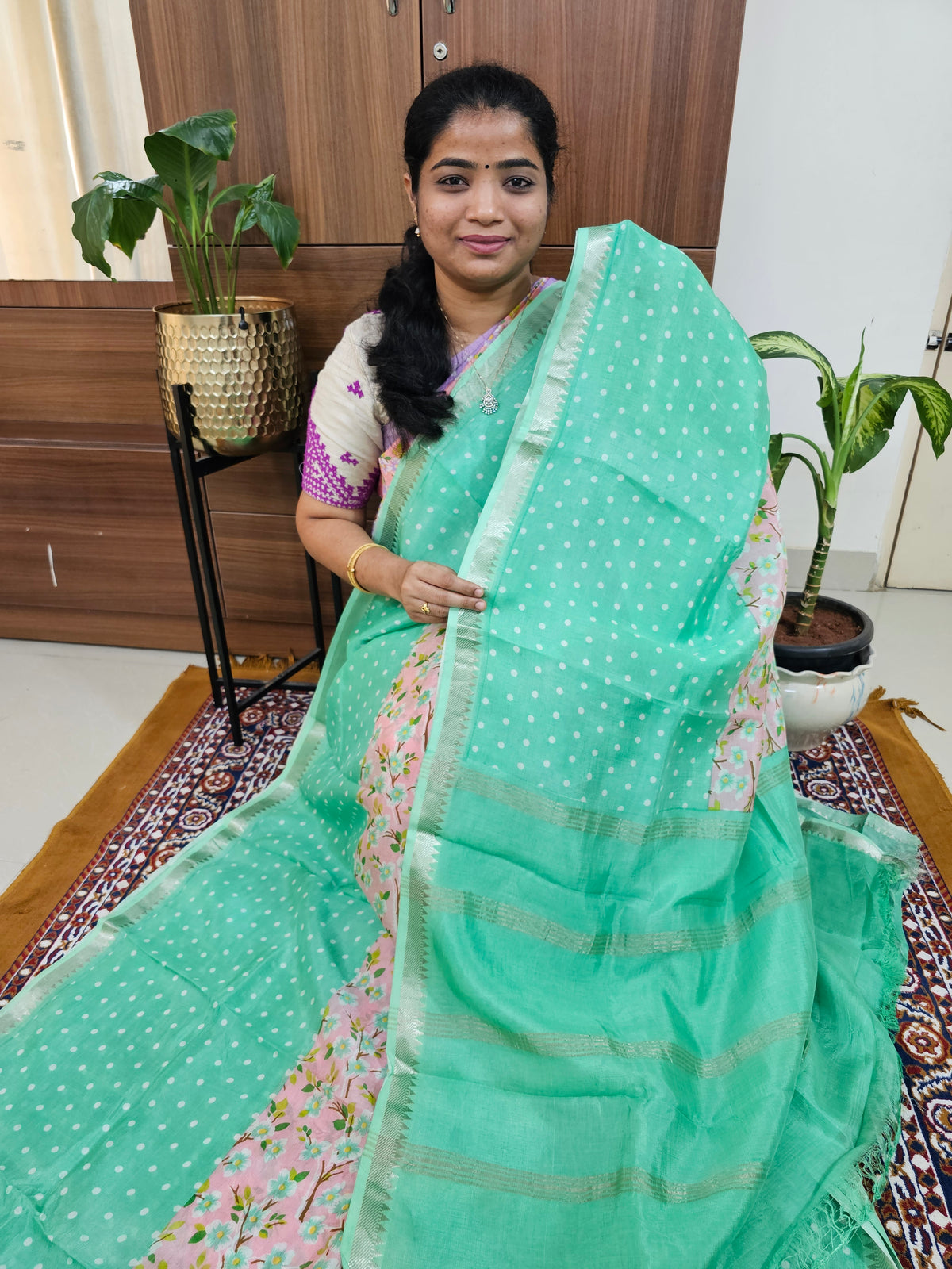 Handwoven Mangalagiri Pattu Saree with Digital Prints  - Sea Green with Pink