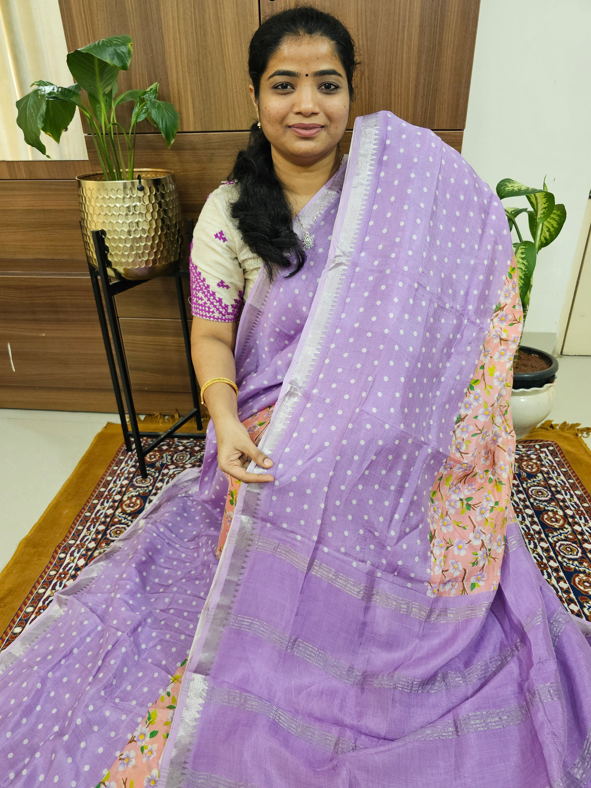 Handwoven Mangalagiri Pattu Saree with Digital Prints  - Lavender with Peach