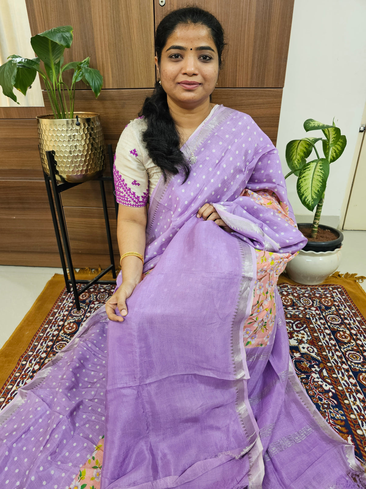 Handwoven Mangalagiri Pattu Saree with Digital Prints  - Lavender with Peach