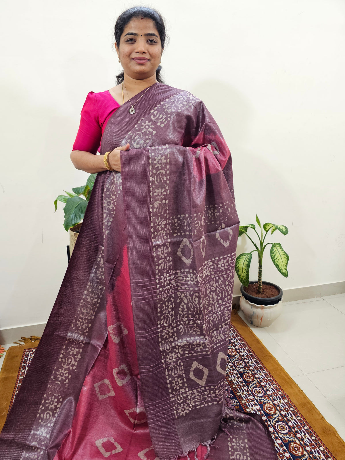 Bhagalpuri Zari Weaving with Batik Print - Pink with Maroon