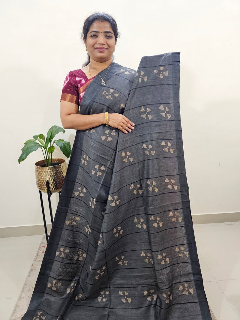 Bhagalpuri Zari Weaving with Batik Print - Grey with Pink