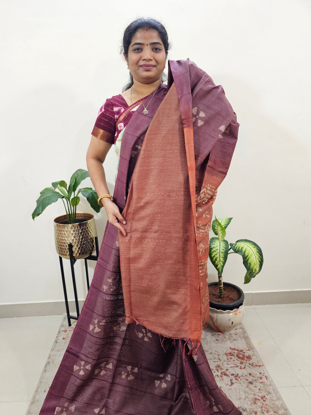 Bhagalpuri Zari Weaving with Batik Print - Brown with Honey Brown
