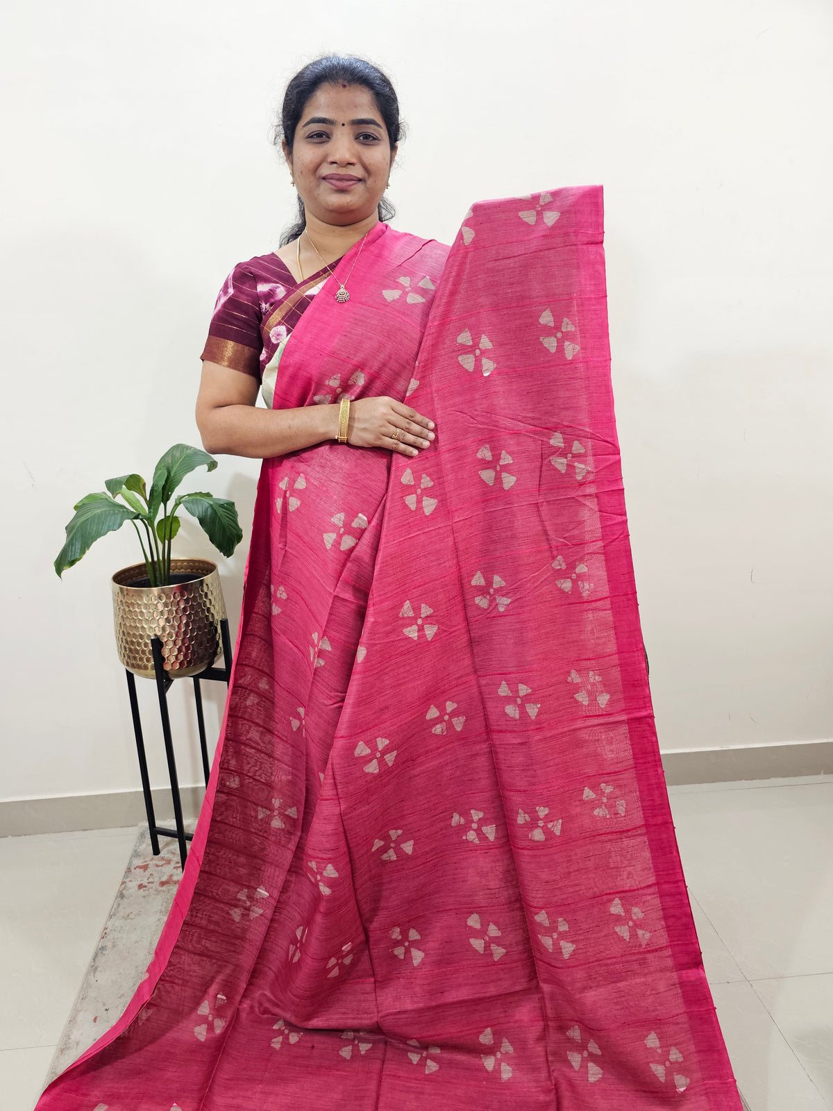 Bhagalpuri Zari Weaving with Batik Print - Pink with Maroon