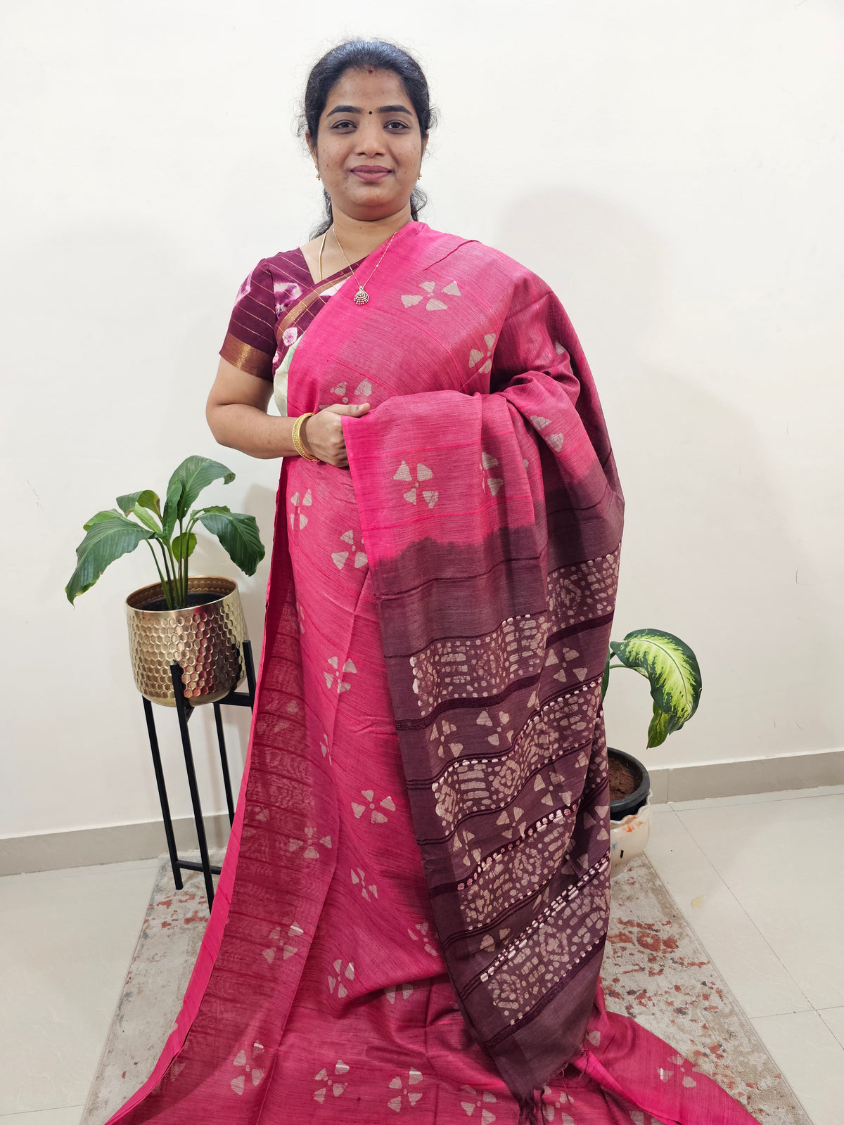 Bhagalpuri Zari Weaving with Batik Print - Pink with Maroon