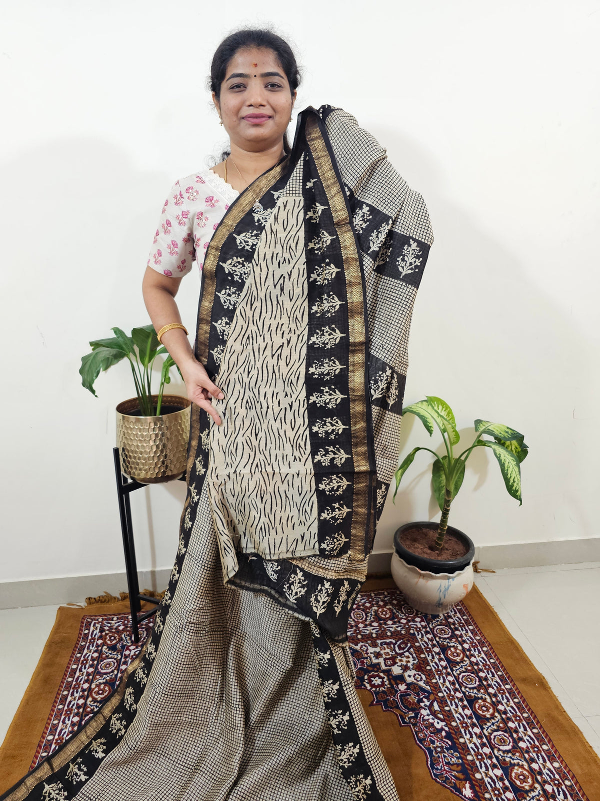 Maheshwari Silk Cotton Hand Block Printed Saree - Black