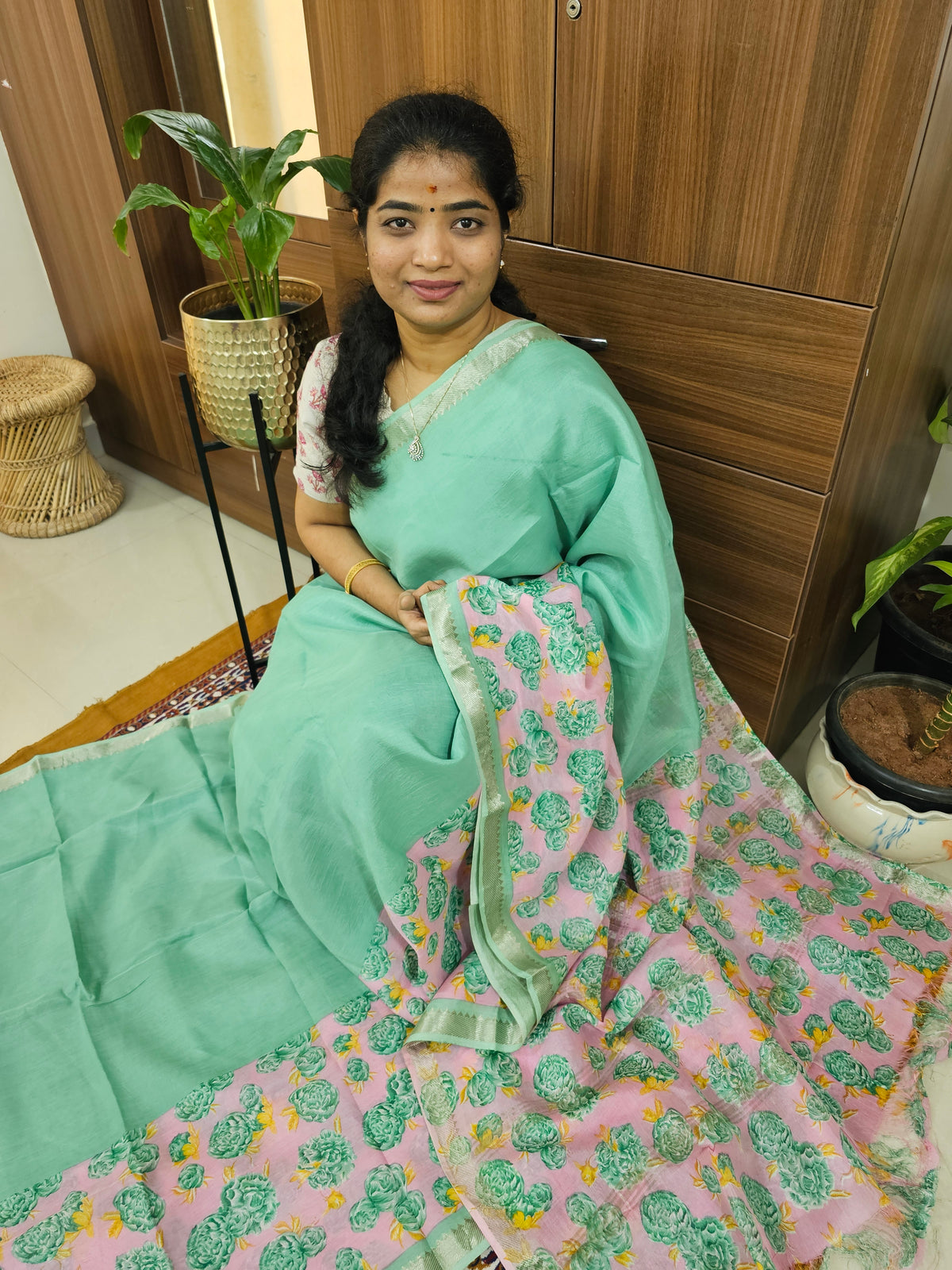 Handwoven Mangalagiri Pattu Saree with Digital Prints  - Sea Green with Pink