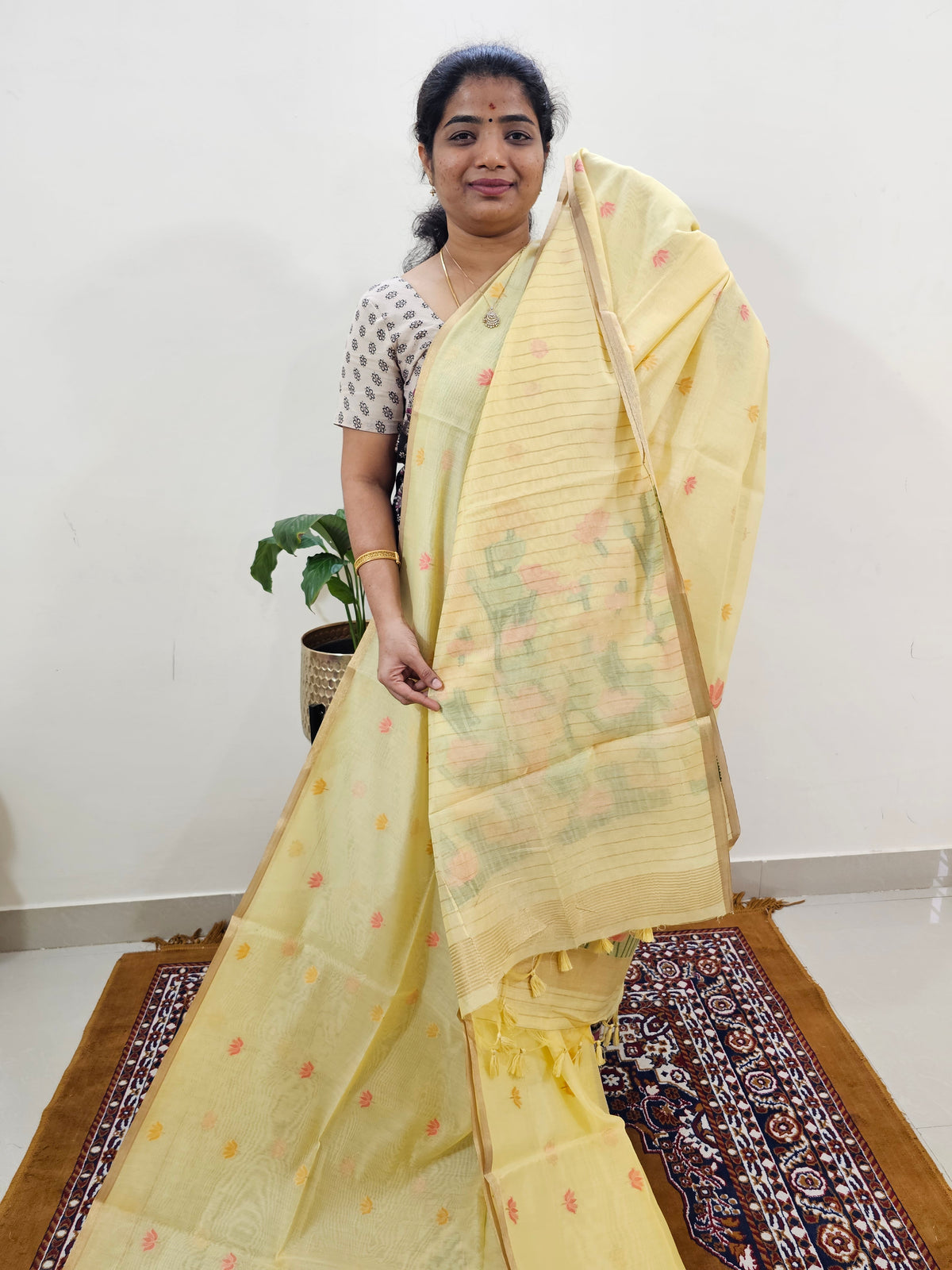 𝐏𝐫𝐞𝐛𝐨𝐨𝐤𝐢𝐧𝐠 𝐀𝐯𝐚𝐢𝐥𝐚𝐛𝐥𝐞 𝟐𝟎 𝐝𝐚𝐲𝐬 𝐃𝐢𝐬𝐩𝐚𝐭𝐜𝐡 𝐓𝐢𝐦𝐞 Semi Kota Doria with Jamdani Saree - Sandal