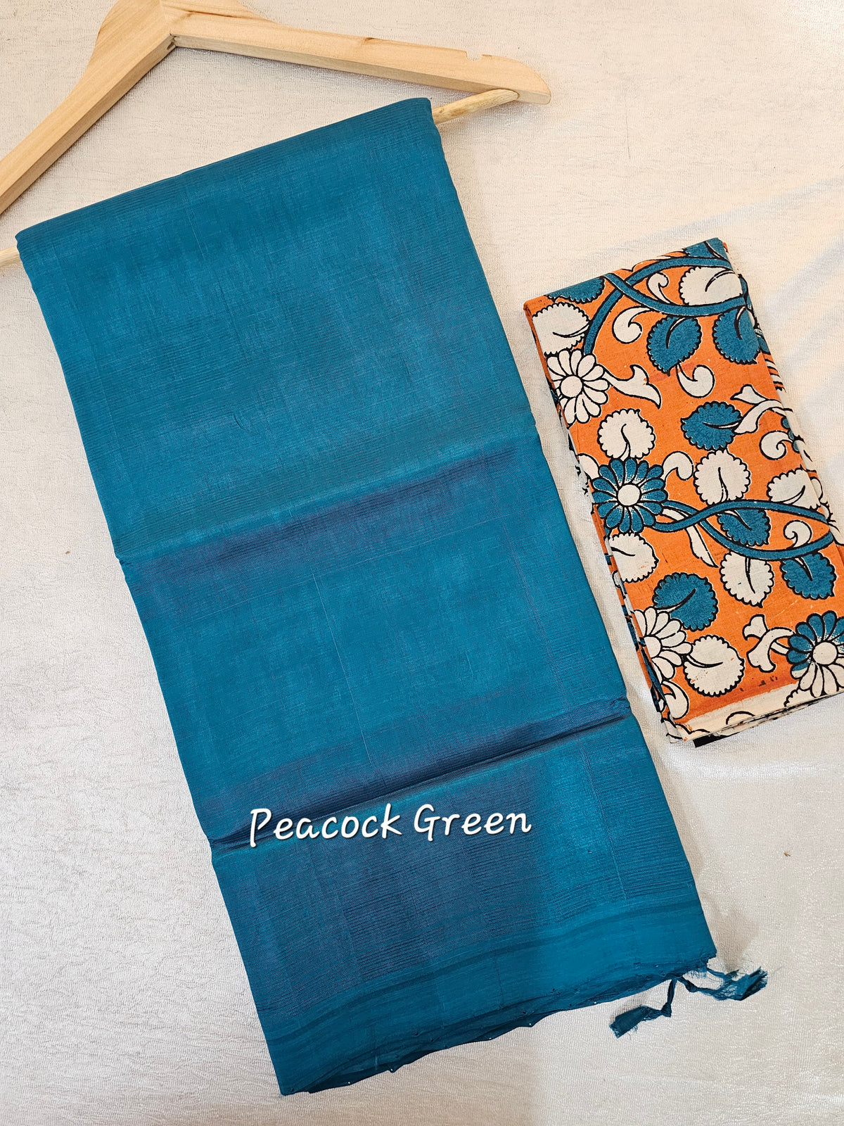 Handwoven Mangalagiri Plain Pattu Saree - Peacock Green