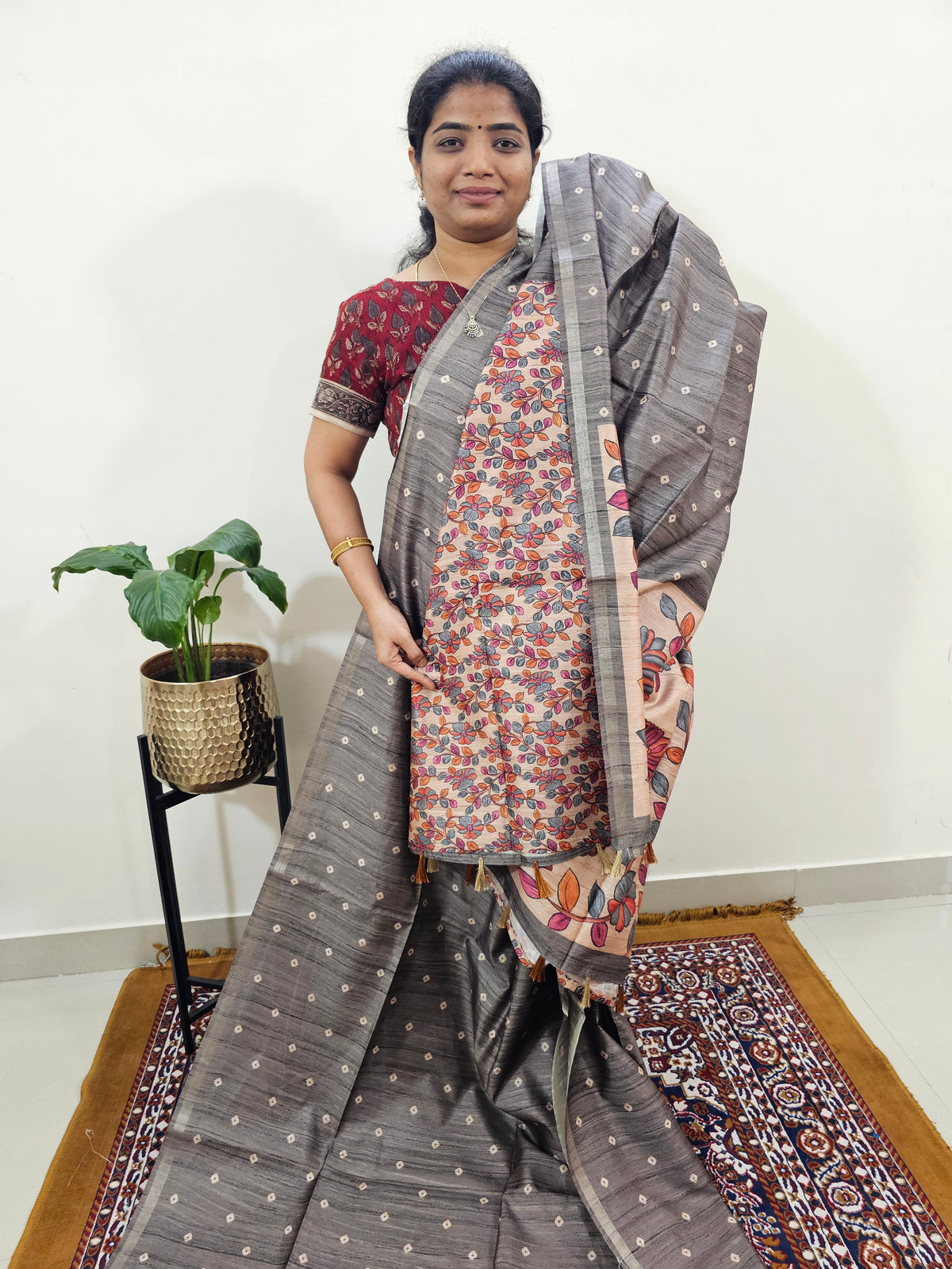 Semi Matka Tussar with Kalamkari - Grey