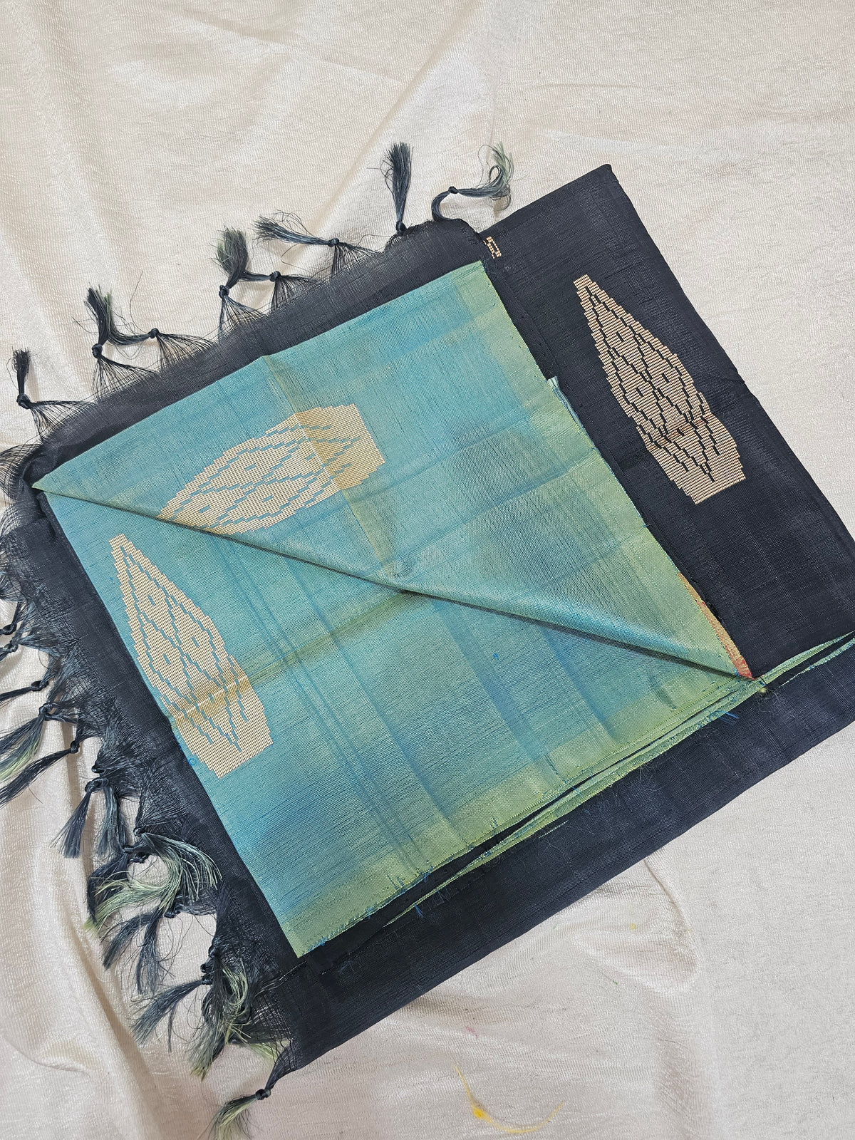 Chinnalampattu Saree- Dual Shade Green with Black