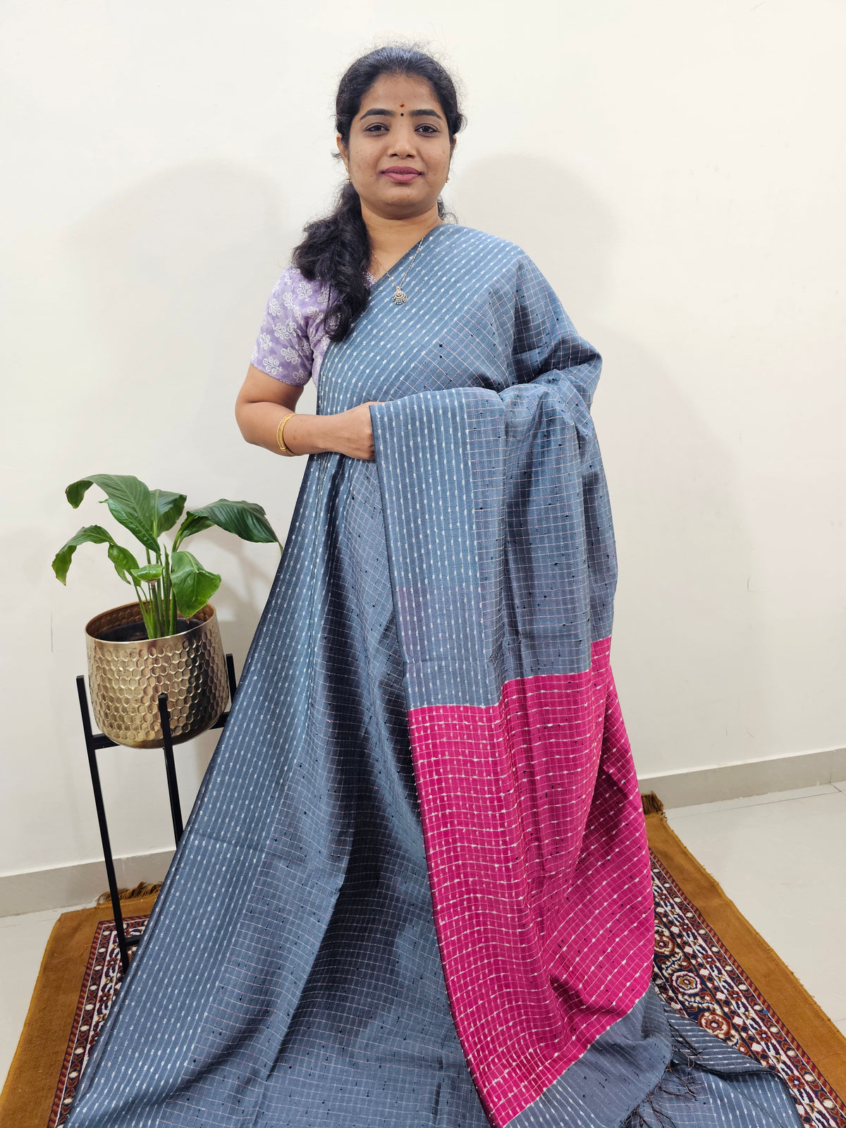Semi Raw Silk Saree - Grey with Pink