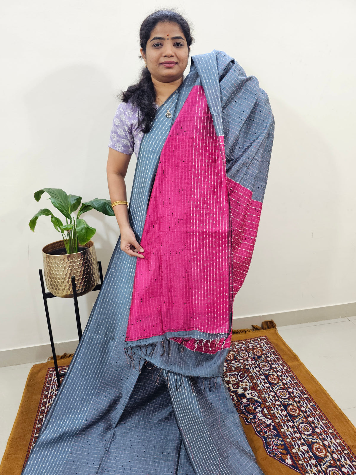 Semi Raw Silk Saree - Grey with Pink
