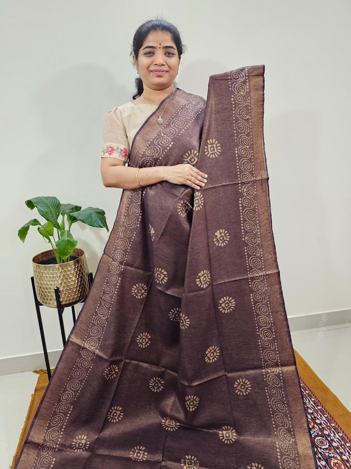 Bhagalpuri with Gold Zari Weaving Batik Print - Brown with Honey Brown