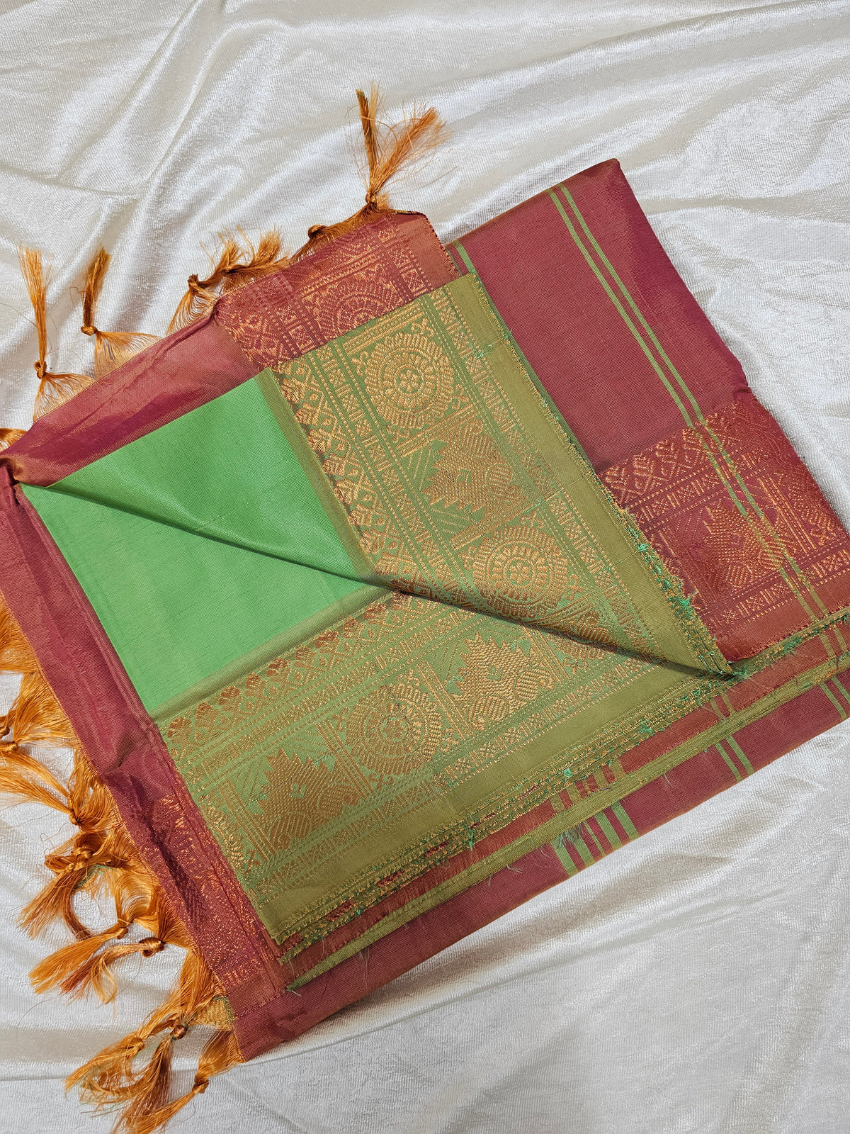 Chinnalampattu Border - Green with Dual Shade Orange