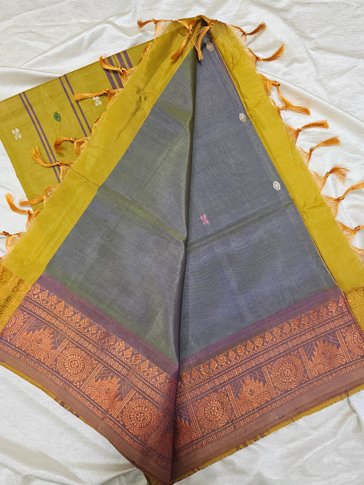 Chinnalampattu Border - Dual Shade Grey with Mustard Yellow