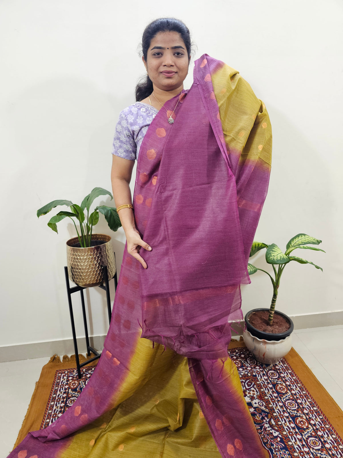 Bhagalpuri with Zari Weaving - Mehindi Green with Magento Pink