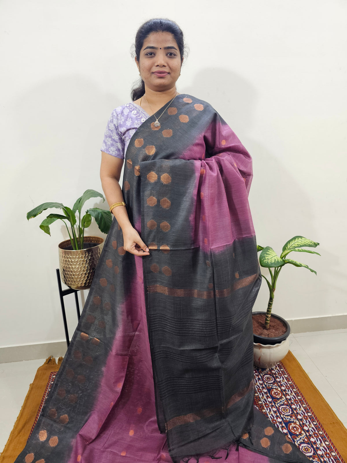 Bhagalpuri with Zari Weaving - Dark Onion Pink with Black