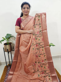 𝐏𝐫𝐞𝐛𝐨𝐨𝐤𝐢𝐧𝐠 𝐀𝐯𝐚𝐢𝐥𝐚𝐛𝐥𝐞 - 𝟐𝟎 𝐃𝐚𝐲𝐬 𝐨𝐟 𝐃𝐢𝐬𝐩𝐚𝐭𝐜𝐡𝐢𝐧𝐠 𝐓𝐢𝐦𝐞 Soft Semi Tussar Kota Weaving  - Maroon Shade