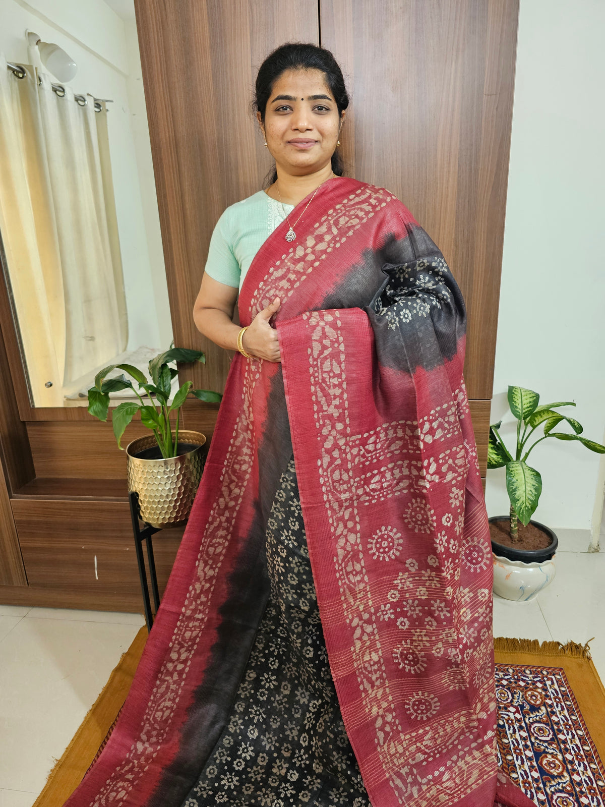 Bhagalpuri with Batik Print - Grey with Maroon