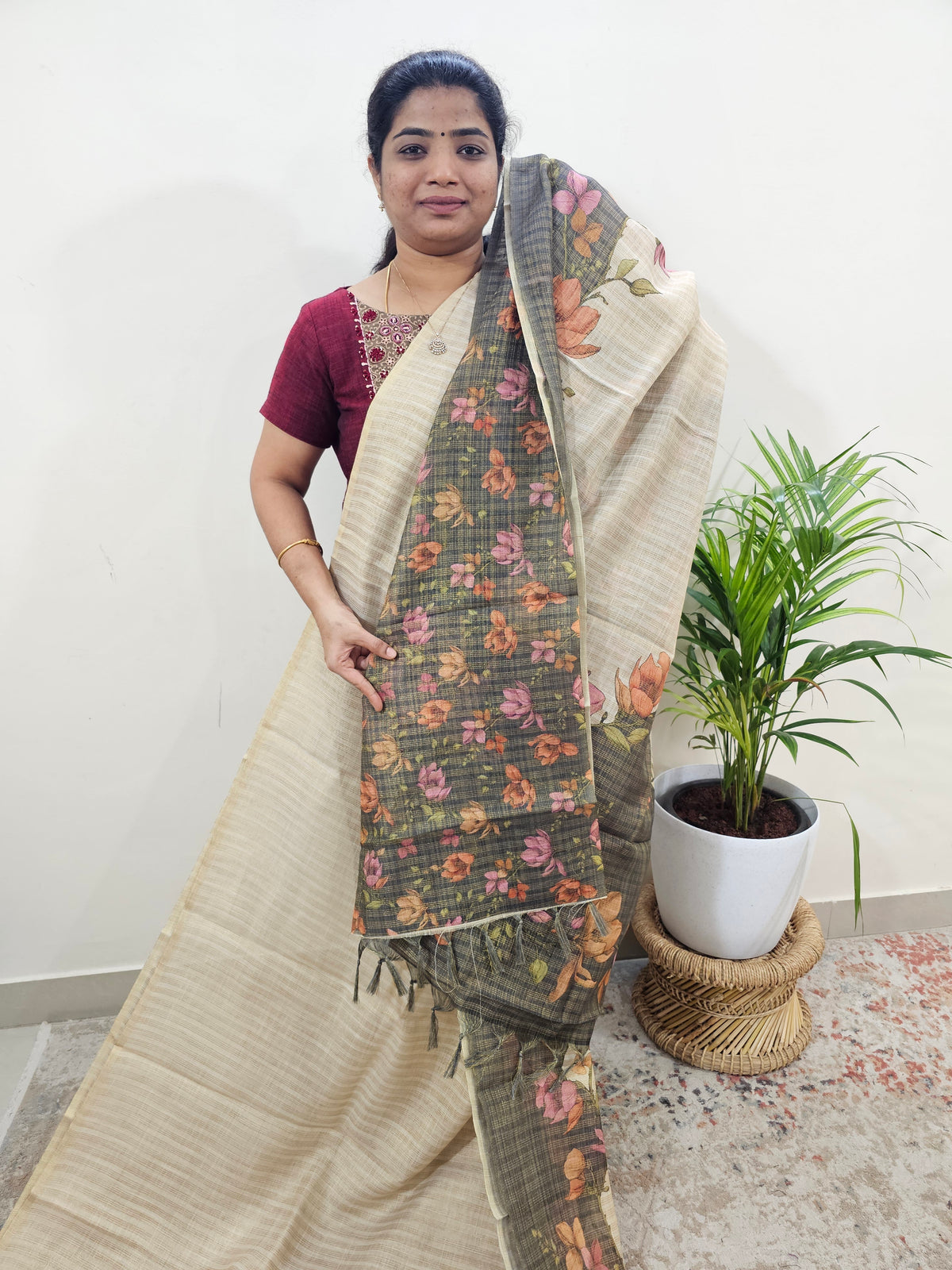 Linen Tissue with Zari Weaving Digital Printed Sarees - Grey