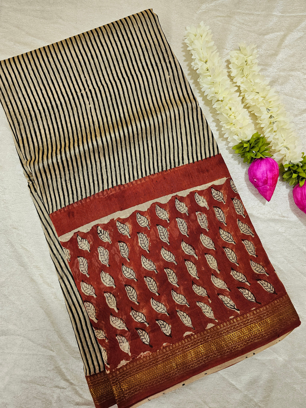 Maheshwari Silk Cotton Hand Block Printed Saree - Black with Red