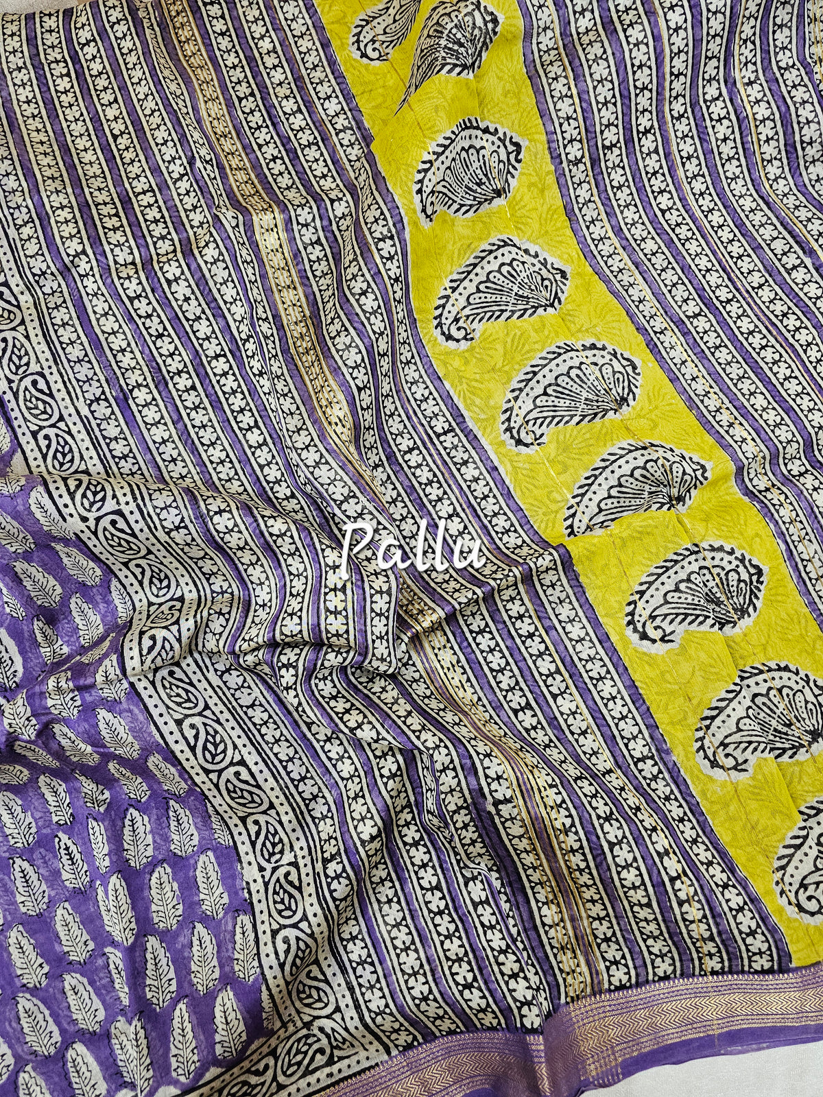Maheshwari Silk Cotton Hand Block Printed Saree - Purple