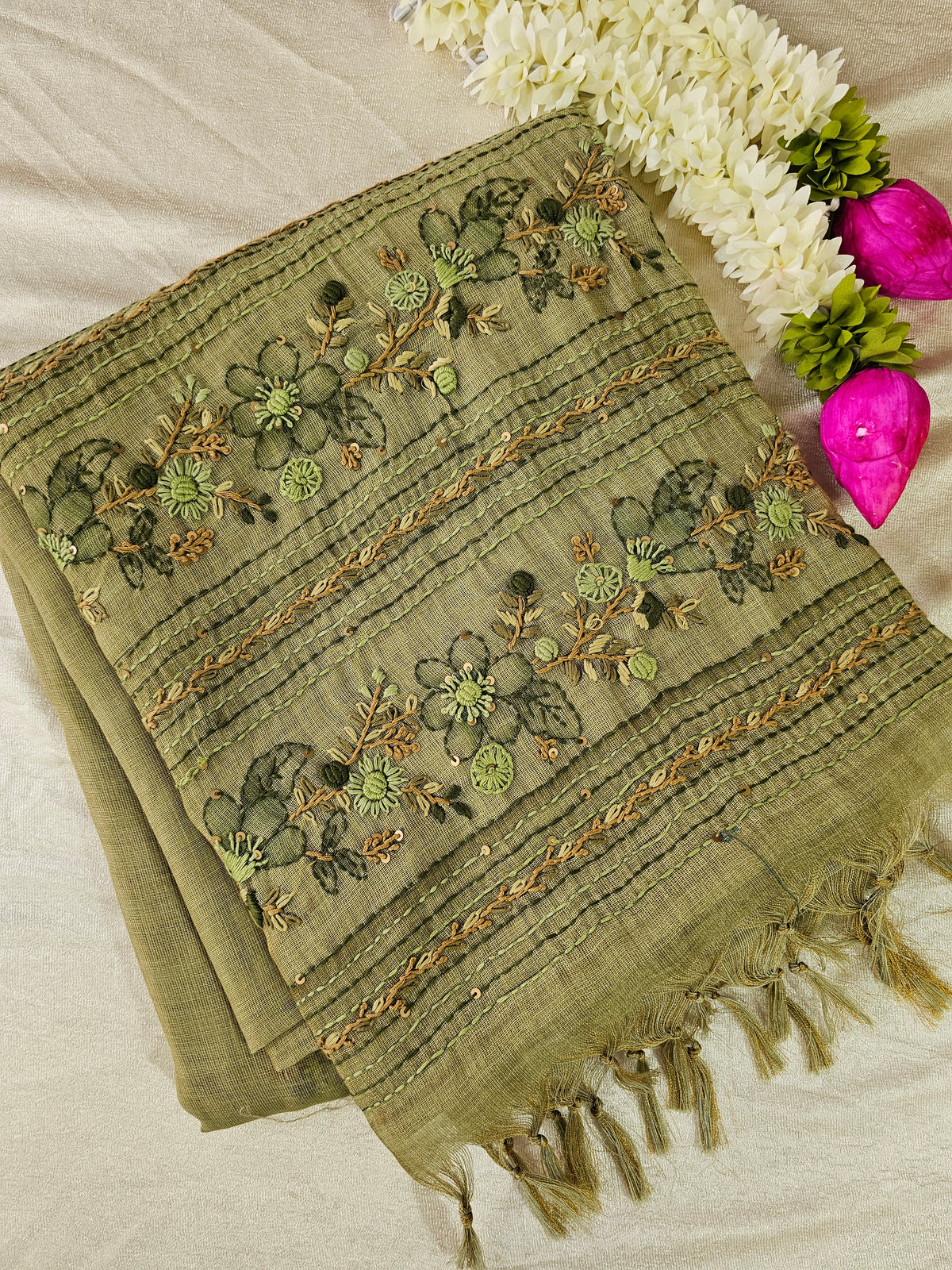 Linen Tissue with French Knot Work - Green