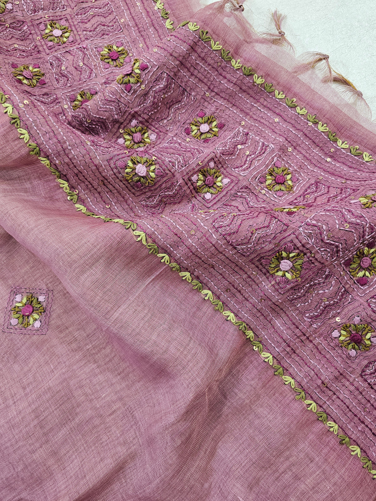 Linen Tissue with French Knot Work - Pink